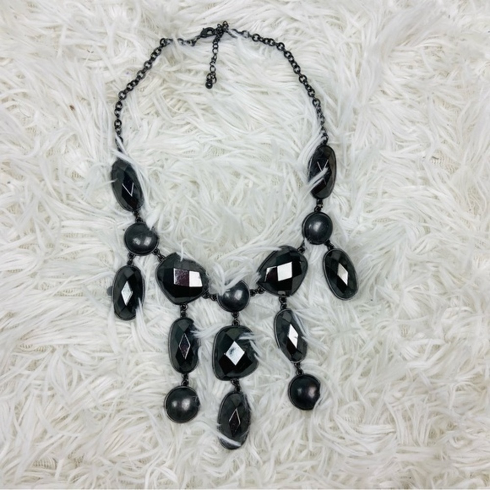 UNBRANDED black chain jeweled drappy costume jewelry necklace